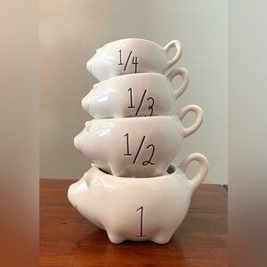 Rae Dunn Pig Measuring Cups